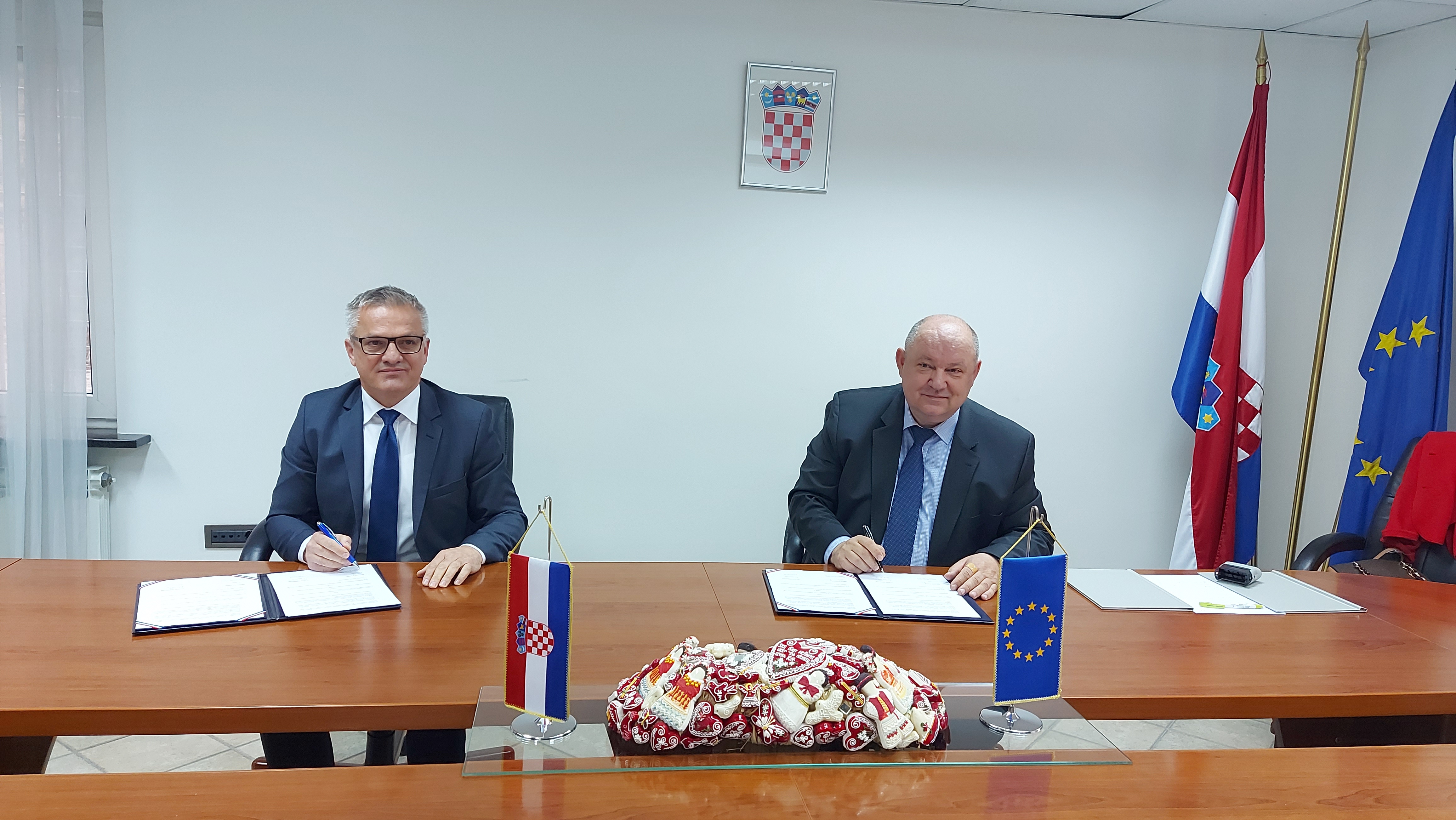 Slika /slike/Zvonko Milas i Damir Zorić.jpg